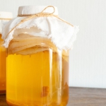 jars of kombucha