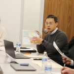 Zhenghong Tang talks to advisory committee